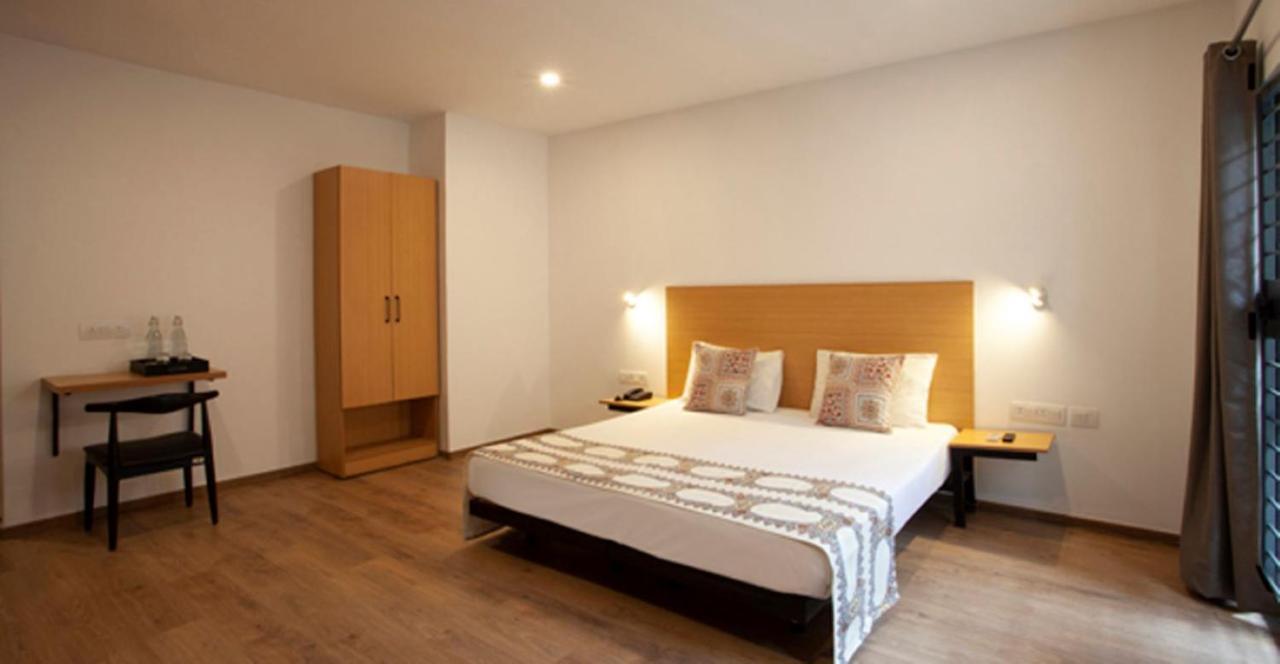 Hotel Panchvati Comforts バンガロール エクステリア 写真
