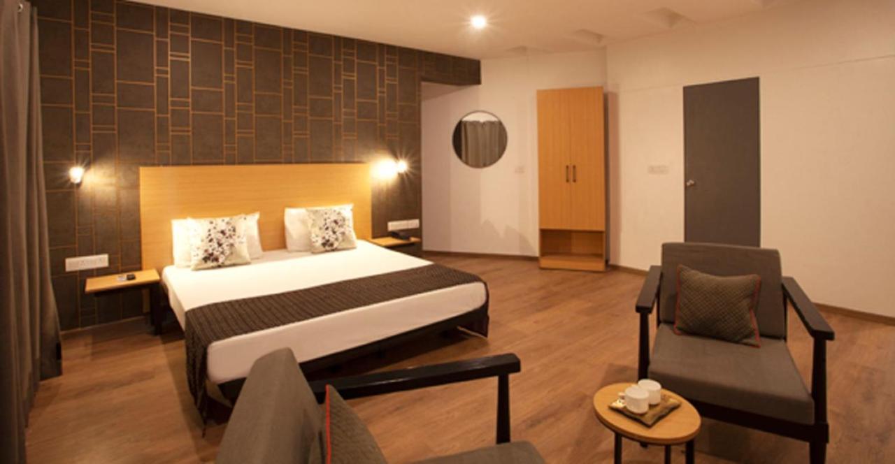Hotel Panchvati Comforts バンガロール エクステリア 写真