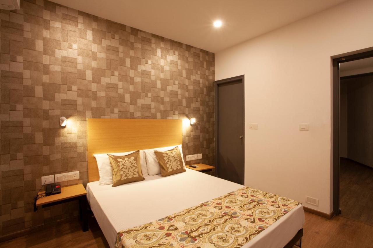 Hotel Panchvati Comforts バンガロール エクステリア 写真